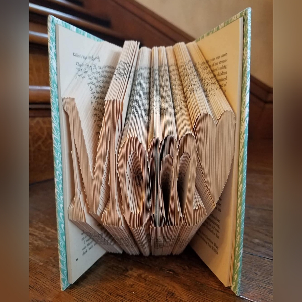 Choice of 1 Hand Crafted Book Art - Love, Family, Dad, Mom, Faith, Home - Picture 5 of 7